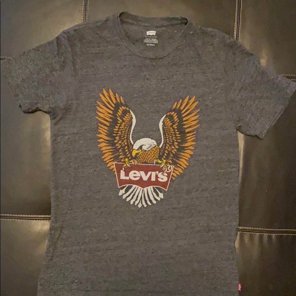 Men’s XS Levi’s T-shirt